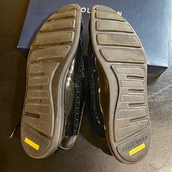 Cole Haan - Black Patent Leather Loafer Lunar Grand - Sz 9 Medium - Picture 7 of 10